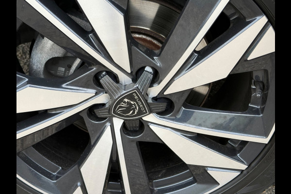 Peugeot 308 1.2 PureTech AUTOMAAT Allure Black line, achteruitrijcamera, afneembare trekhaak, 1 e eigenaar, NL auto met nap