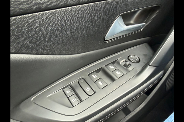 Peugeot 308 1.2 PureTech AUTOMAAT Allure Black line, achteruitrijcamera, afneembare trekhaak, 1 e eigenaar, NL auto met nap