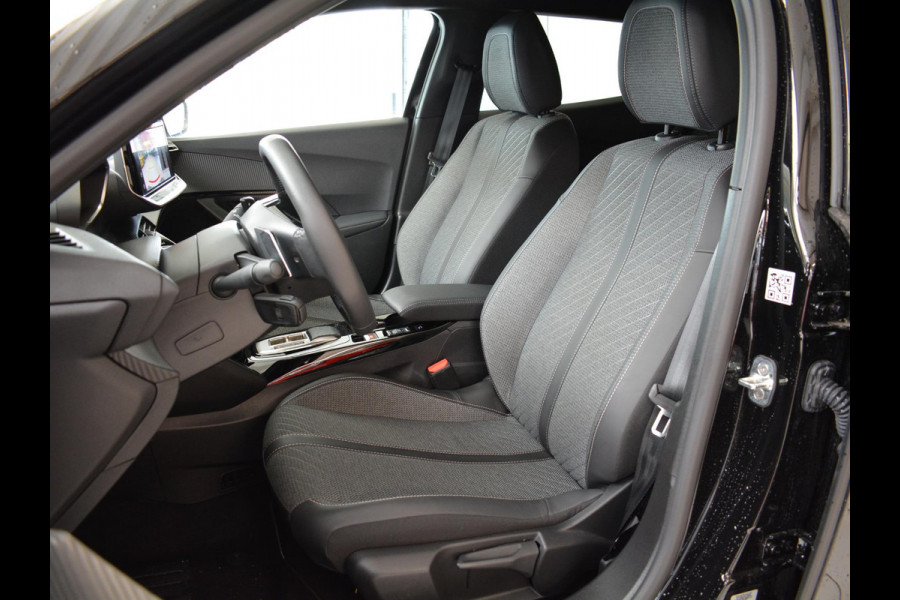 Peugeot 2008 1.2 Hybrid 136 Allure | Navigatie | Parkeer Camera |