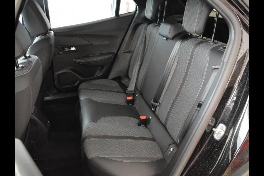 Peugeot 2008 1.2 Hybrid 136 Allure | Navigatie | Parkeer Camera |