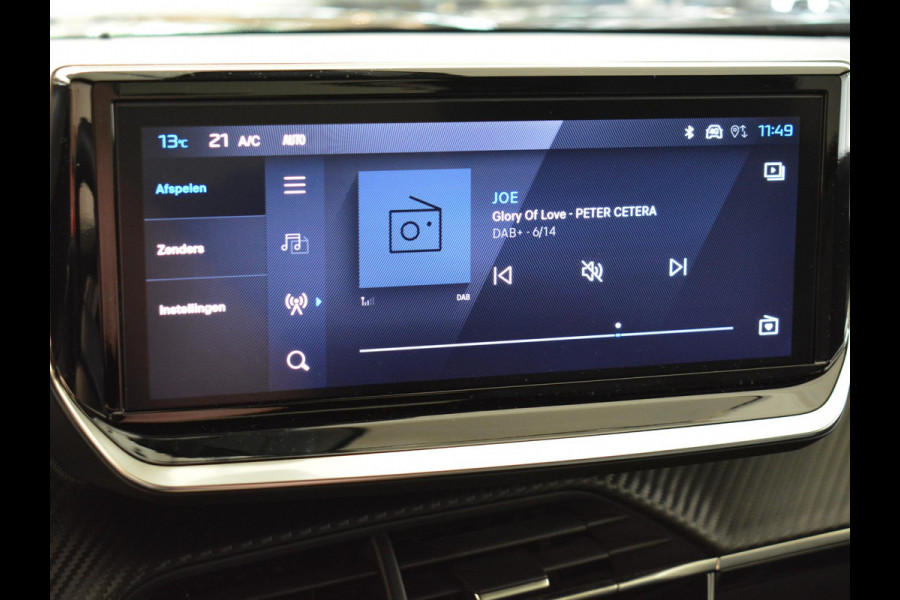 Peugeot 2008 1.2 Hybrid 136 Allure | Navigatie | Parkeer Camera |