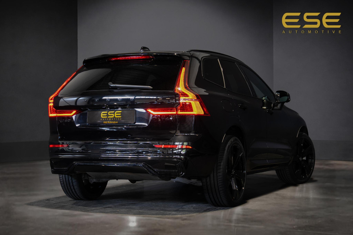 Volvo XC60 2.0 T6 Plug-in hybrid AWD Ultra Black Edition | Panorama | 360 Camera | Hud | Harman/Kardon