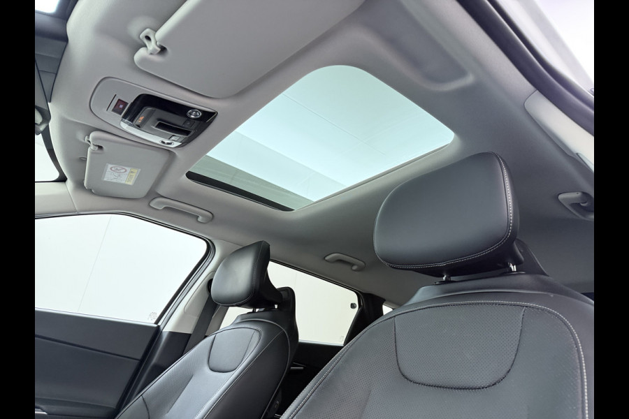 Kia Ev6 Plus Advanced 77.4 kWh Leer Schuif-kanteldak Camera Adap.Cruise Warmtepomp V2L Elektr.-Stoel-Massage+Ventilatie+Verwarmd+Memory  SOH 100% DAB Elek.Achterklep Lmv 20" Lane Assist Privacy Glas 1.600kg Trekvermogen! 1e Eigenaar Dealeronderhouden Origineel Nederlandse Auto Nieuwprijs €53.860,- snelladen tot 240 KW