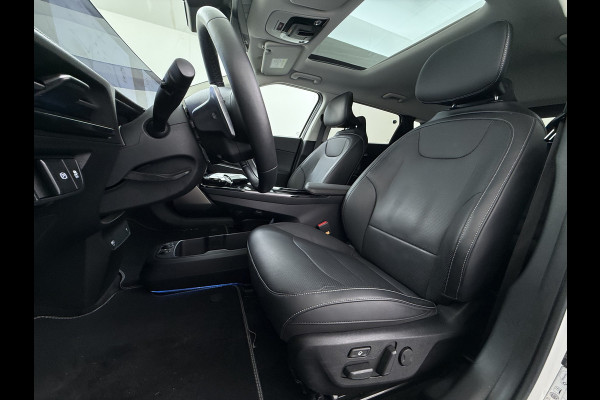 Kia Ev6 Plus Advanced 77.4 kWh Leer Schuif-kanteldak Camera Adap.Cruise Warmtepomp V2L Elektr.-Stoel-Massage+Ventilatie+Verwarmd+Memory  SOH 100% DAB Elek.Achterklep Lmv 20" Lane Assist Privacy Glas 1.600kg Trekvermogen! 1e Eigenaar Dealeronderhouden Origineel Nederlandse Auto Nieuwprijs €53.860,- snelladen tot 240 KW