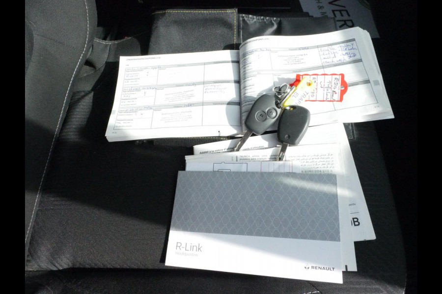 Renault Trafic Passenger 1.6 dCi 125PK, L2H1, Airco, Combi-8 persoons, Prijs is incl. BTW/BPM