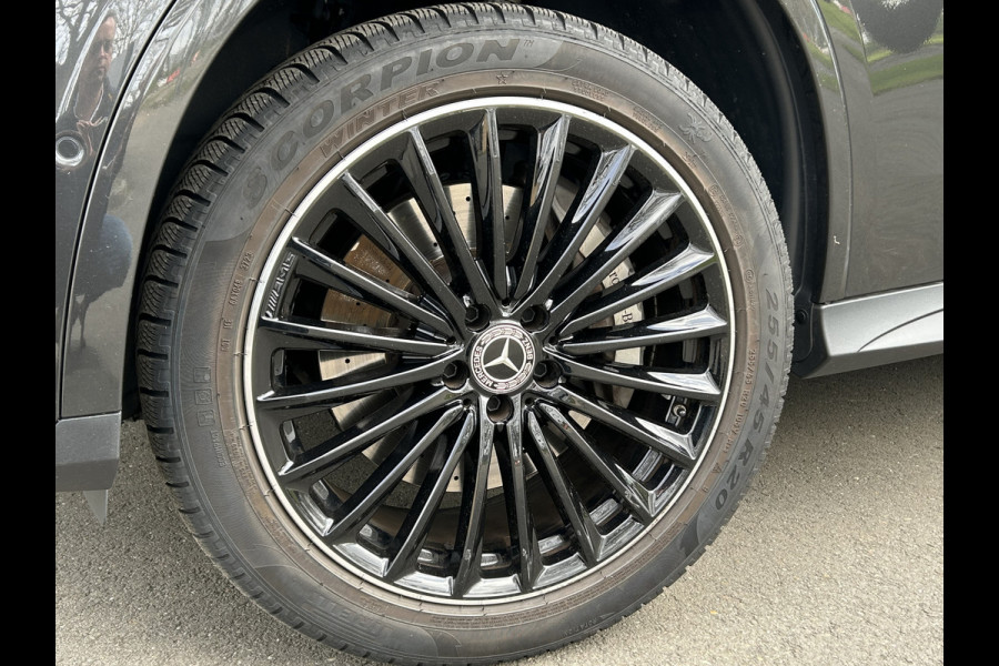 Mercedes-Benz GLC 400e 4Matic AMG 381pk // Panorama dak // Trekhaak // Rijassistentiepakket // Distronic // 360 Camera // 20" AMG // Carplay