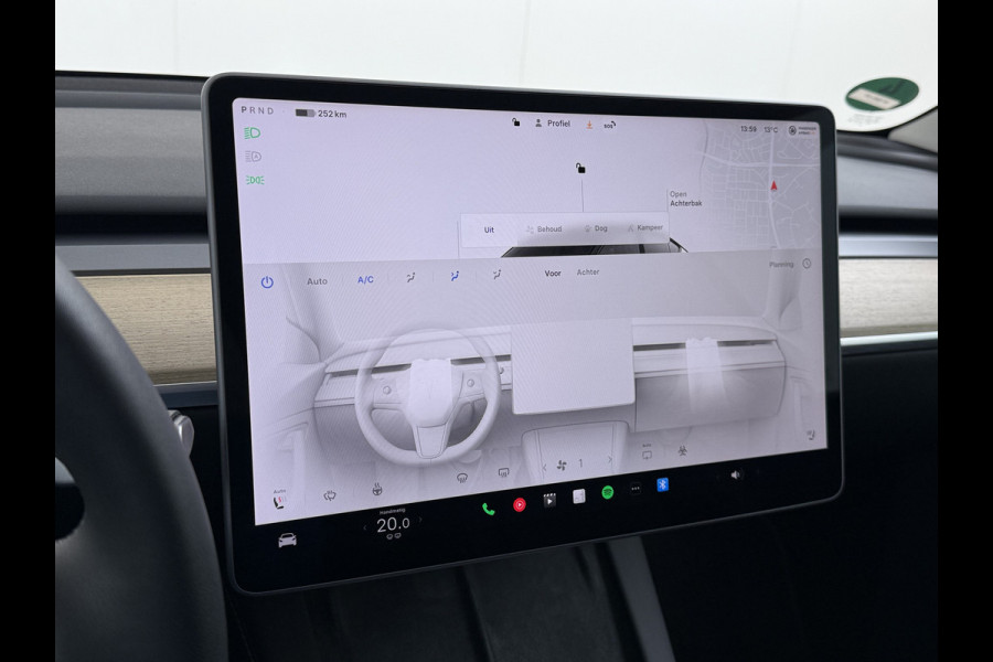 Tesla Model Y 300pk Warmtepomp LFP-Accu Leer Lmv Camera's Panoramadak Adap.Cruise Navi Ecc SOH 92% RWD Autopilot Stoel+Stuur+Achterbank Verwarming Elek.Achterklep Dodehoek detector Draadloze telefoonlader 1e Eigenaar Fabrieksgarantie op Motor en Accu tot 13-12-2030/160.000km 1.600KG-Trekvermogen