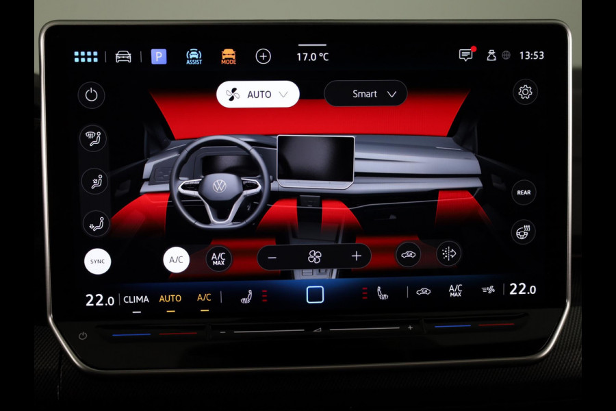 Volkswagen Golf 1.5 eTSI R-Line Edition 150 pk Automaat (DSG) | Verlengde garantie | Navigatie via App | Panoramadak | Parkeersensoren | Achteruitrijcamera | Stoelverwarming |