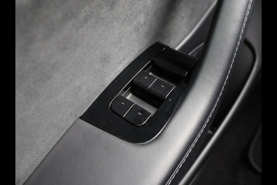 Tesla Model 3 LONG RANGE AWD 75 kWh + TREKHAAK | 560 KM WLTP | 1000 KG TREKGEWICHT OP KENTEKEN