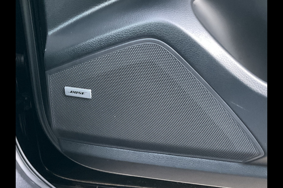 Porsche Cayenne Coupé 3.0 E-Hybrid PHEV 360° Pano SportChrono Luchtvering Bose Carplay Leer Memory UITSTRALING!