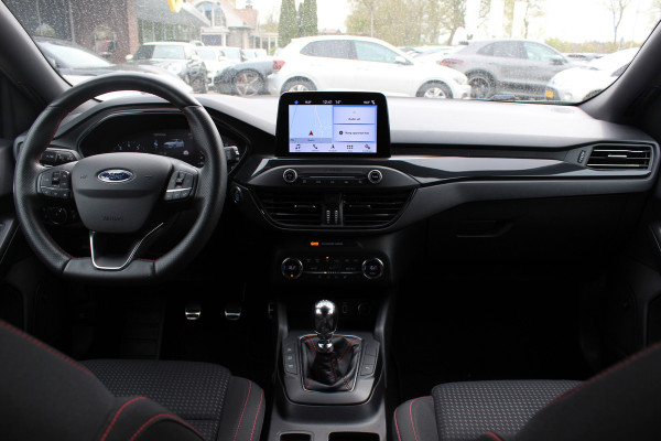 Ford Focus 1.0 EcoBoost ST Line Business / CarPlay / Keyless / Parkeerhulp V+A / 18'' / Stuur+Stoelverwarming / LED / DAB / Cruise Control
