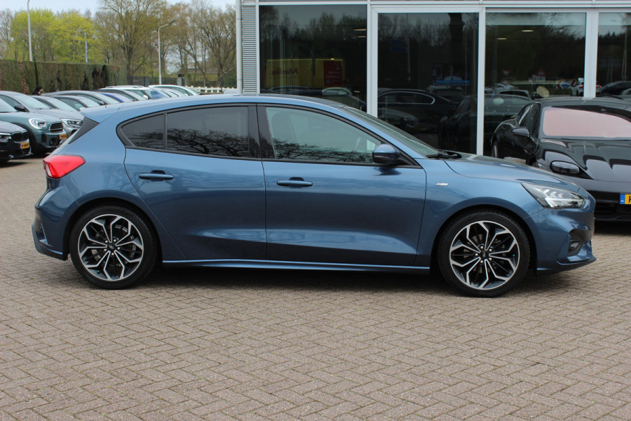 Ford Focus 1.0 EcoBoost ST Line Business / CarPlay / Keyless / Parkeerhulp V+A / 18'' / Stuur+Stoelverwarming / LED / DAB / Cruise Control