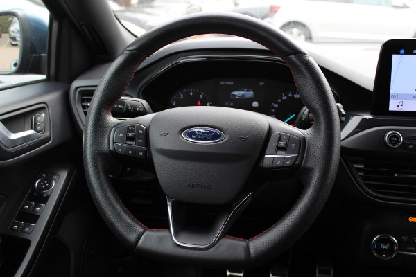Ford Focus 1.0 EcoBoost ST Line Business / CarPlay / Keyless / Parkeerhulp V+A / 18'' / Stuur+Stoelverwarming / LED / DAB / Cruise Control