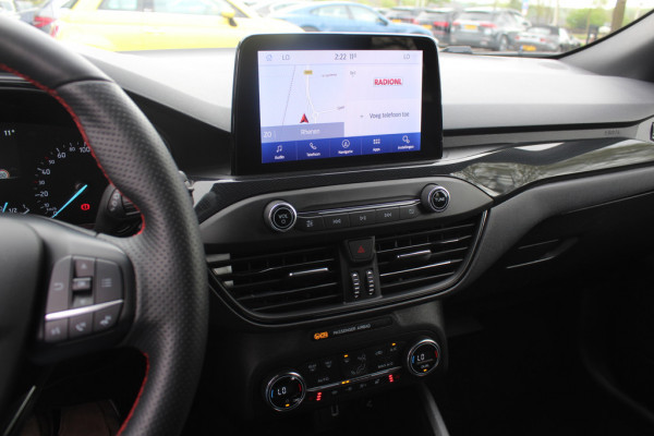 Ford Focus 1.0 EcoBoost ST Line Business / CarPlay / Keyless / Parkeerhulp V+A / 18'' / Stuur+Stoelverwarming / LED / DAB / Cruise Control