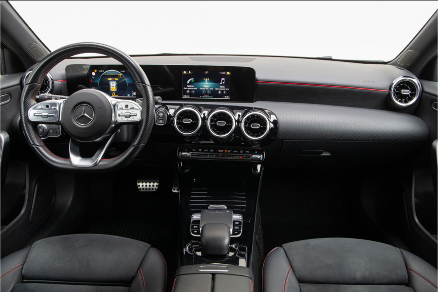 Mercedes-Benz A-Klasse 180 AMG Sportpakket, Camera, 2019