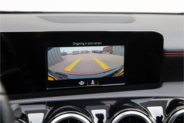 Mercedes-Benz A-Klasse 180 AMG Sportpakket, Camera, 2019