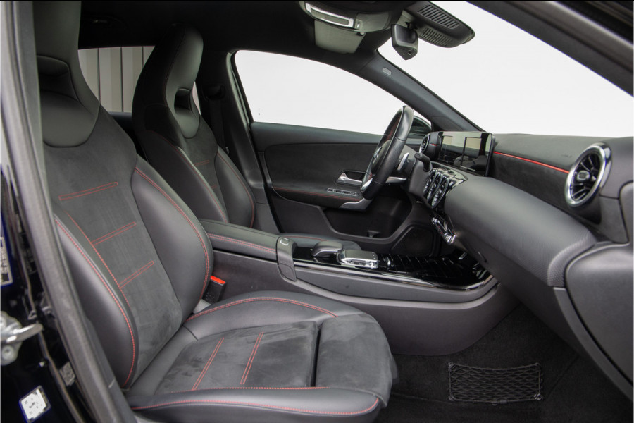 Mercedes-Benz A-Klasse 180 AMG Sportpakket, Camera, 2019