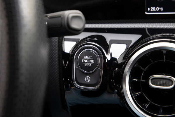 Mercedes-Benz A-Klasse 180 AMG Sportpakket, Camera, 2019