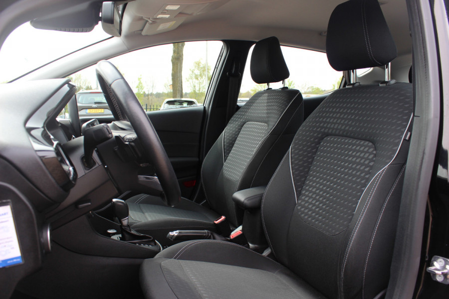 Ford Fiesta 1.0 EcoBoost Titanium Automaat / 52.242 km / Trekhaak / Camera / CarPlay / 16'' / Navigatie / Parkeerhulp V+A / DAB / Getint glas / Cruise Control