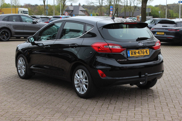 Ford Fiesta 1.0 EcoBoost Titanium Automaat / 52.242 km / Trekhaak / Camera / CarPlay / 16'' / Navigatie / Parkeerhulp V+A / DAB / Getint glas / Cruise Control