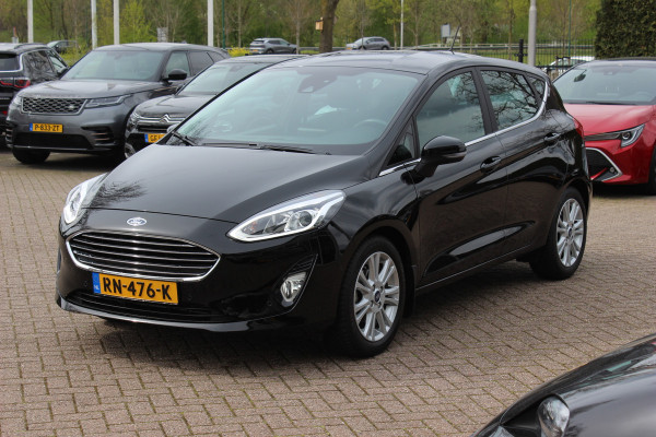 Ford Fiesta 1.0 EcoBoost Titanium Automaat / 52.242 km / Trekhaak / Camera / CarPlay / 16'' / Navigatie / Parkeerhulp V+A / DAB / Getint glas / Cruise Control