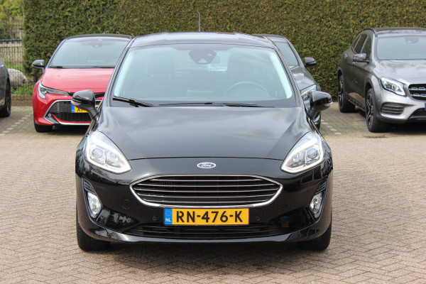 Ford Fiesta 1.0 EcoBoost Titanium Automaat / 52.242 km / Trekhaak / Camera / CarPlay / 16'' / Navigatie / Parkeerhulp V+A / DAB / Getint glas / Cruise Control