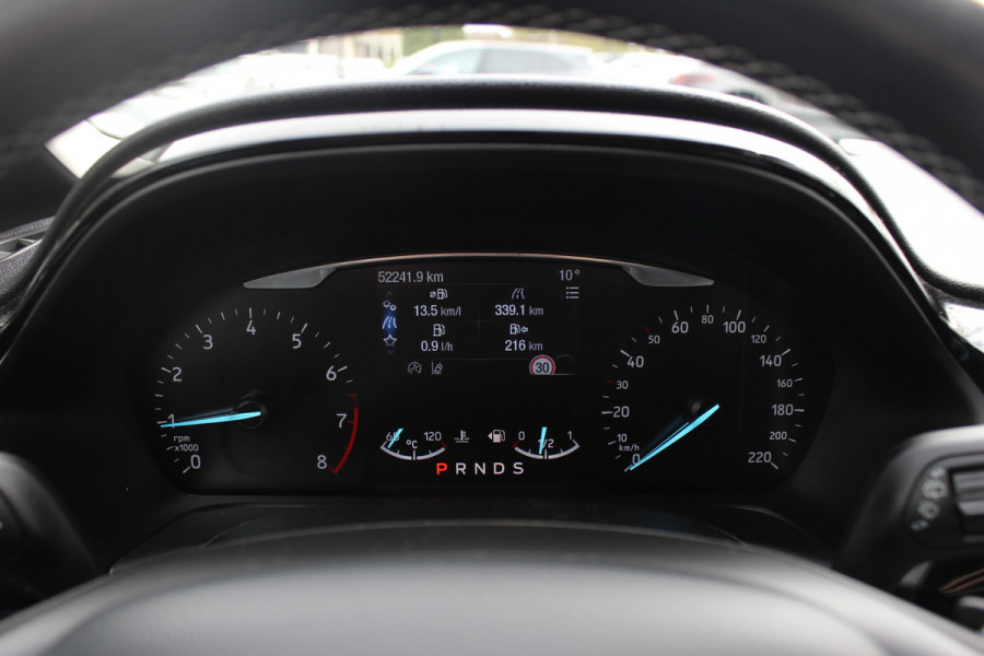 Ford Fiesta 1.0 EcoBoost Titanium Automaat / 52.242 km / Trekhaak / Camera / CarPlay / 16'' / Navigatie / Parkeerhulp V+A / DAB / Getint glas / Cruise Control