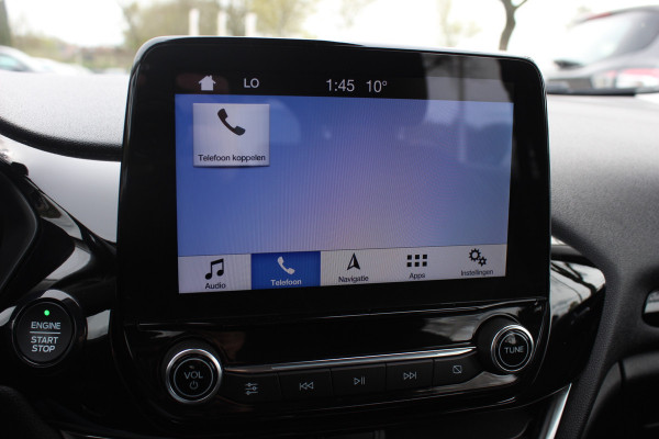 Ford Fiesta 1.0 EcoBoost Titanium Automaat / 52.242 km / Trekhaak / Camera / CarPlay / 16'' / Navigatie / Parkeerhulp V+A / DAB / Getint glas / Cruise Control