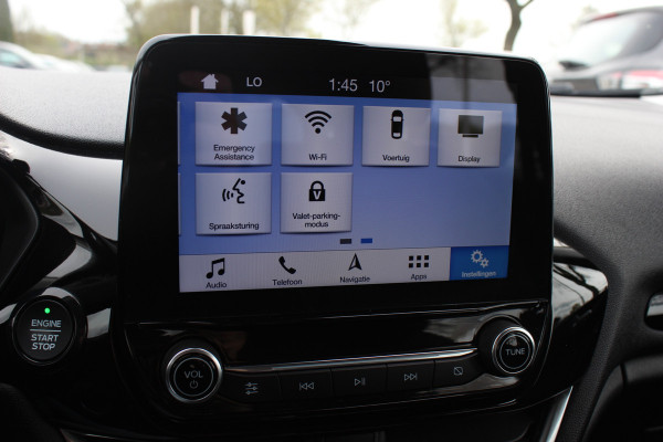 Ford Fiesta 1.0 EcoBoost Titanium Automaat / 52.242 km / Trekhaak / Camera / CarPlay / 16'' / Navigatie / Parkeerhulp V+A / DAB / Getint glas / Cruise Control