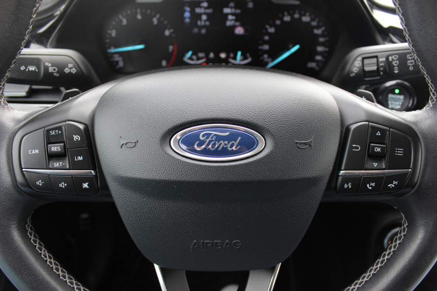 Ford Fiesta 1.0 EcoBoost Titanium Automaat / 52.242 km / Trekhaak / Camera / CarPlay / 16'' / Navigatie / Parkeerhulp V+A / DAB / Getint glas / Cruise Control