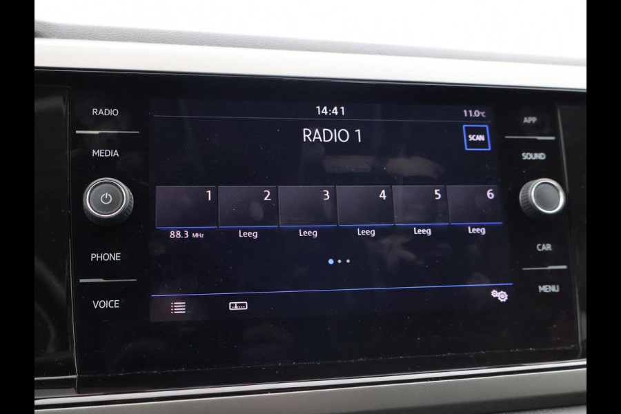 Volkswagen Polo 1.0 TSI DSG AUT. *47.964 KM!* + ADAPTIVE CRUISE | STOELVERW. | 17 INCH | APPLE CARPLAY | PRIVACY