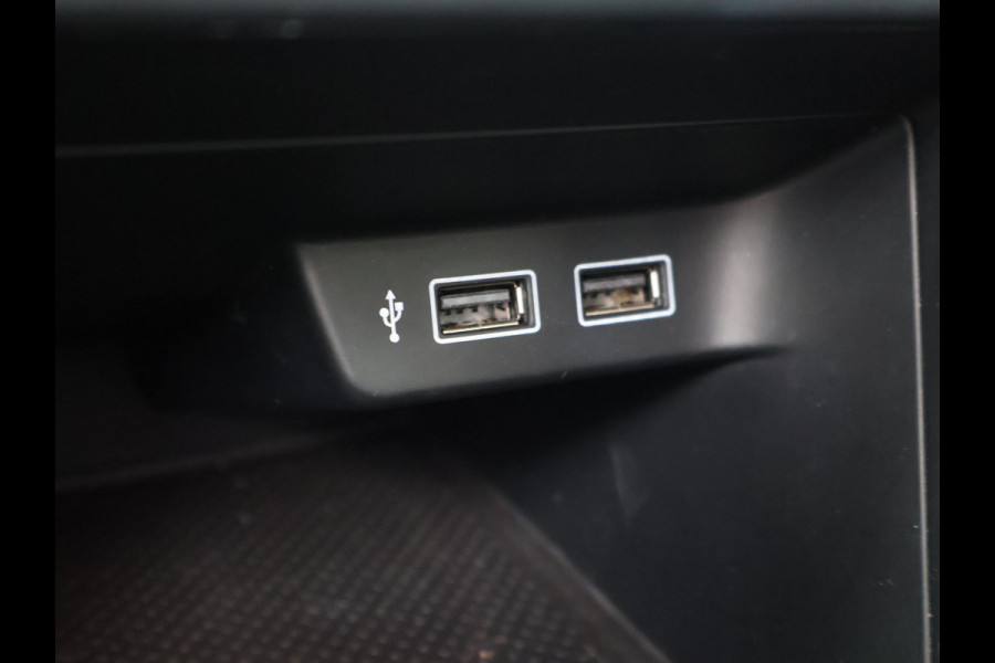 Volkswagen Polo 1.0 TSI DSG AUT. *47.964 KM!* + ADAPTIVE CRUISE | STOELVERW. | 17 INCH | APPLE CARPLAY | PRIVACY