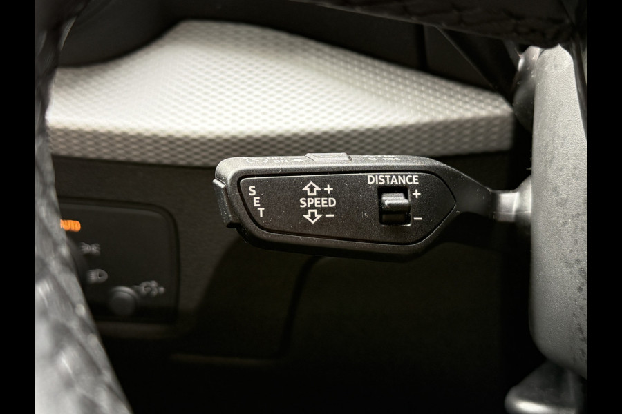 Audi Q2 35 TFSI Pro Line | Apple Carplay | Draadloze lader | LED | Origineel NL