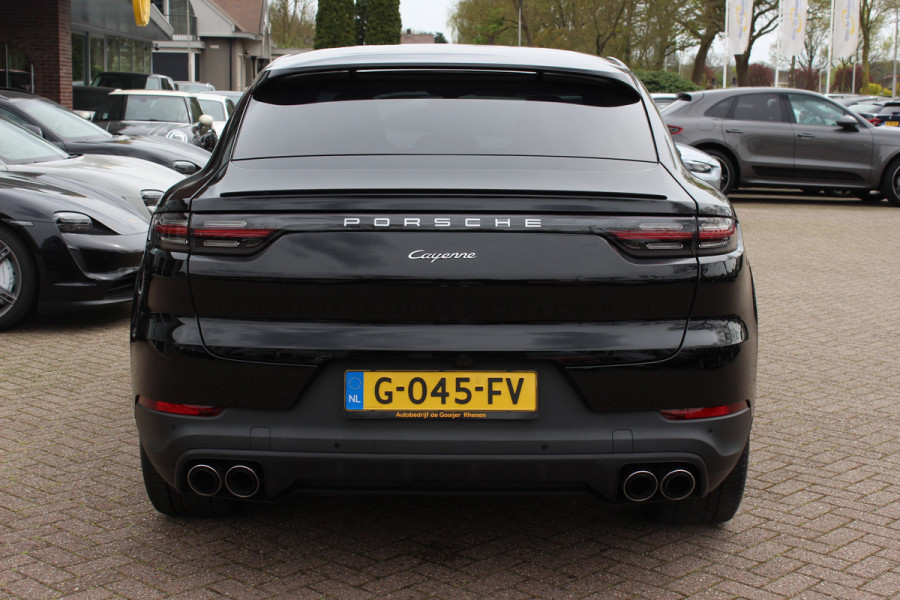 Porsche Cayenne Coupé 3.0 / 61.186 km! / Trekhaak / Camera / Panoramadak / Head-up / Luchtvering / Luxe Leder / Sportchrono / 21'' / Bose / Stuur+Stoelverwarming / Dodehoek / DAB / Cruise Control
