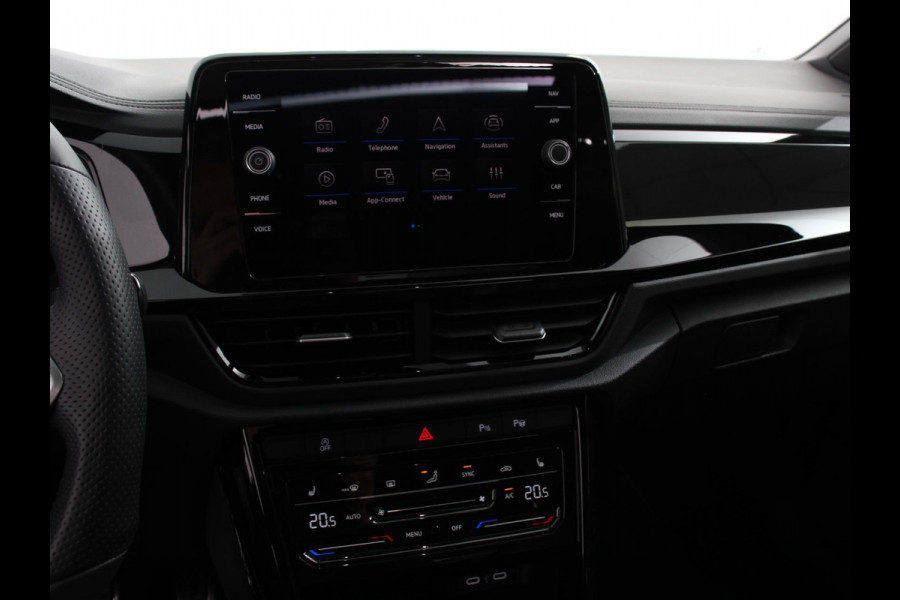 Volkswagen T-Roc 1.5 TSI DSG R-Line + Design pakket Black Automaat Panorama dak Navigatie Apple Carplay/Android Auto Climate control LED Adaptieve cruise control