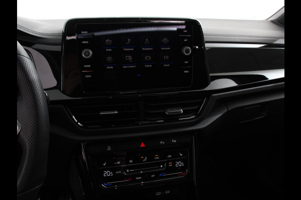 Volkswagen T-Roc 1.5 TSI DSG R-Line + Design pakket Black Automaat Panorama dak Navigatie Apple Carplay/Android Auto Climate control LED Adaptieve cruise control