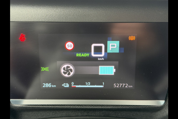 Citroën Ë-C4 Business 50 kWh (Camera - Navigatie - Automatische Airco - Apple Carplay - Parkeersensoren)