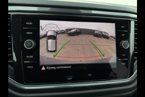 Volkswagen T-Roc 1.5 TSI Sport LED | Trekhaak | Carplay | Camera | Virtual Cockpit | PDC