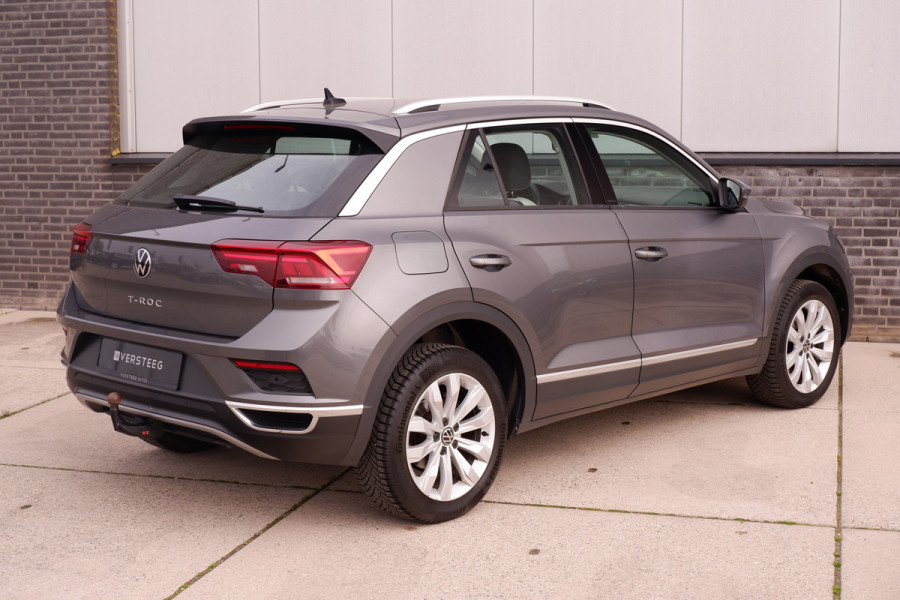 Volkswagen T-Roc 1.5 TSI Sport LED | Trekhaak | Carplay | Camera | Virtual Cockpit | PDC