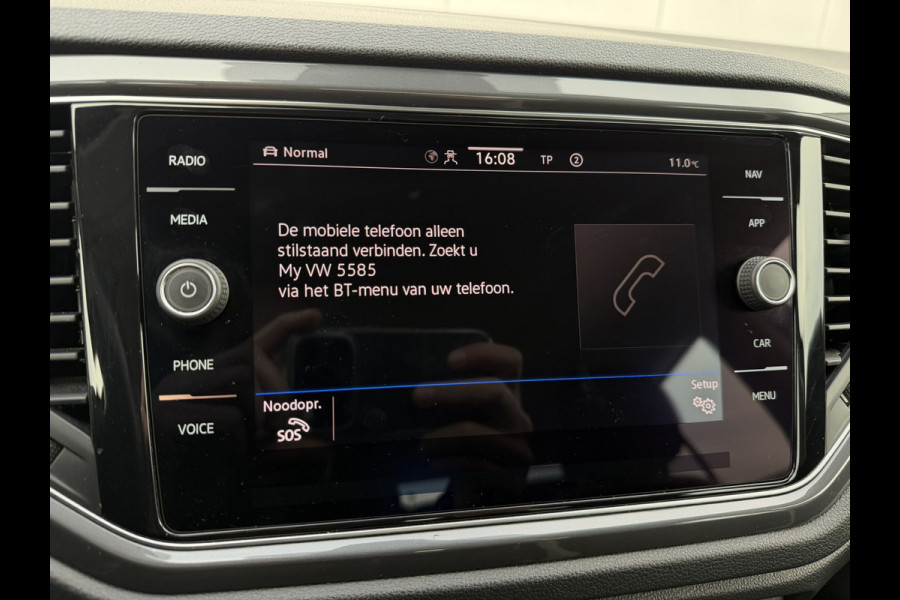 Volkswagen T-Roc 1.5 TSI Sport LED | Trekhaak | Carplay | Camera | Virtual Cockpit | PDC