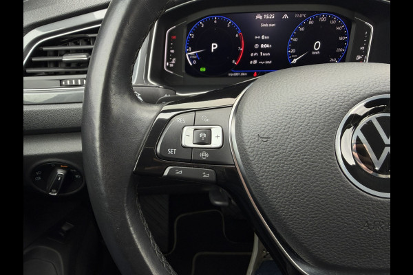 Volkswagen T-Roc 1.5 TSI Sport LED | Trekhaak | Carplay | Camera | Virtual Cockpit | PDC