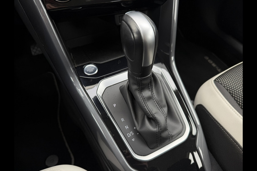 Volkswagen T-Roc 1.5 TSI Sport LED | Trekhaak | Carplay | Camera | Virtual Cockpit | PDC