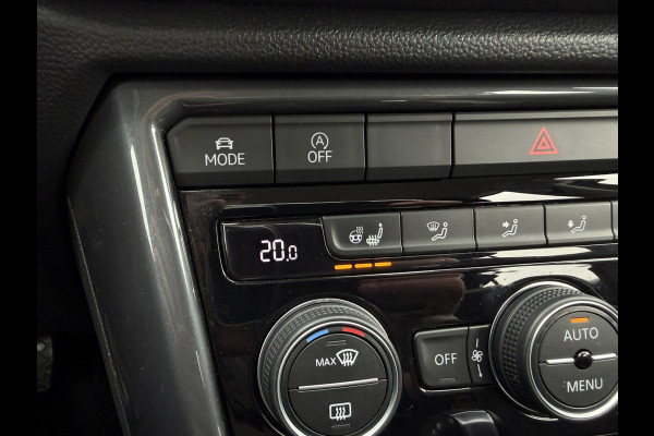 Volkswagen T-Roc 1.5 TSI Sport LED | Trekhaak | Carplay | Camera | Virtual Cockpit | PDC