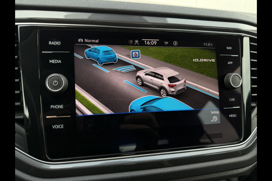 Volkswagen T-Roc 1.5 TSI Sport LED | Trekhaak | Carplay | Camera | Virtual Cockpit | PDC