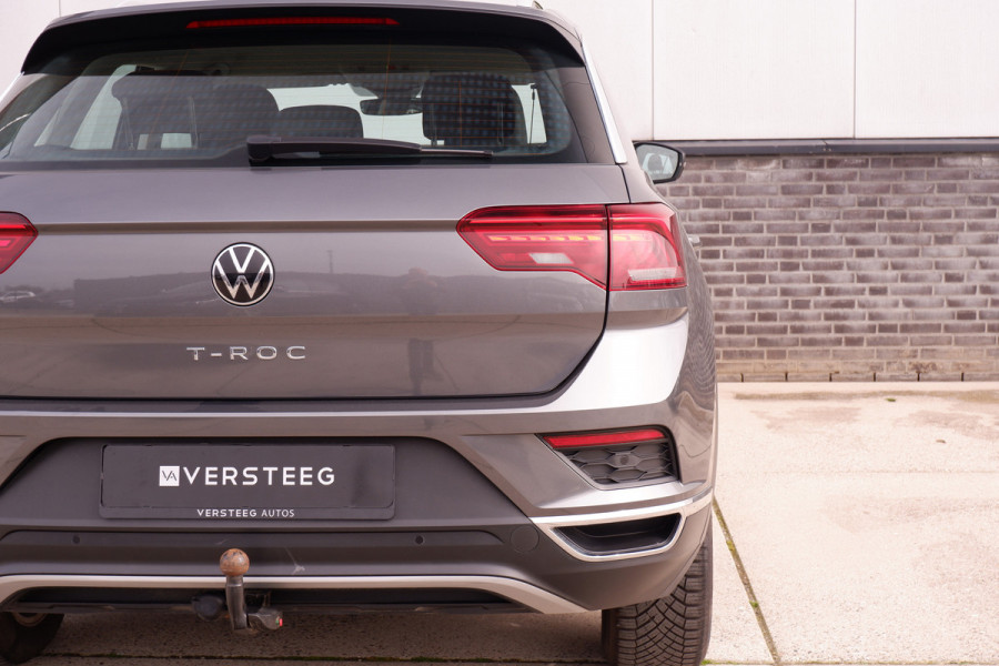 Volkswagen T-Roc 1.5 TSI Sport LED | Trekhaak | Carplay | Camera | Virtual Cockpit | PDC