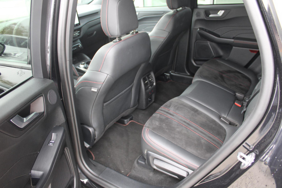 Ford Kuga 2.5 PHEV ST-Line X | Winterpack | Adaptieve Cruise Control | AGR Stoelen | Electrische achterklep | BLIS | Privacy Glass | Camera