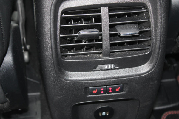 Ford Kuga 2.5 PHEV ST-Line X | Winterpack | Adaptieve Cruise Control | AGR Stoelen | Electrische achterklep | BLIS | Privacy Glass | Camera