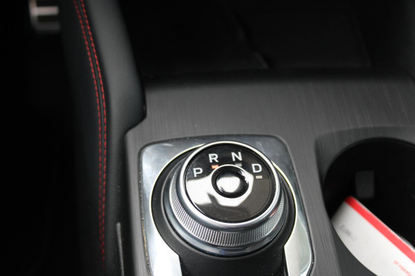 Ford Kuga 2.5 PHEV ST-Line X | Winterpack | Adaptieve Cruise Control | AGR Stoelen | Electrische achterklep | BLIS | Privacy Glass | Camera