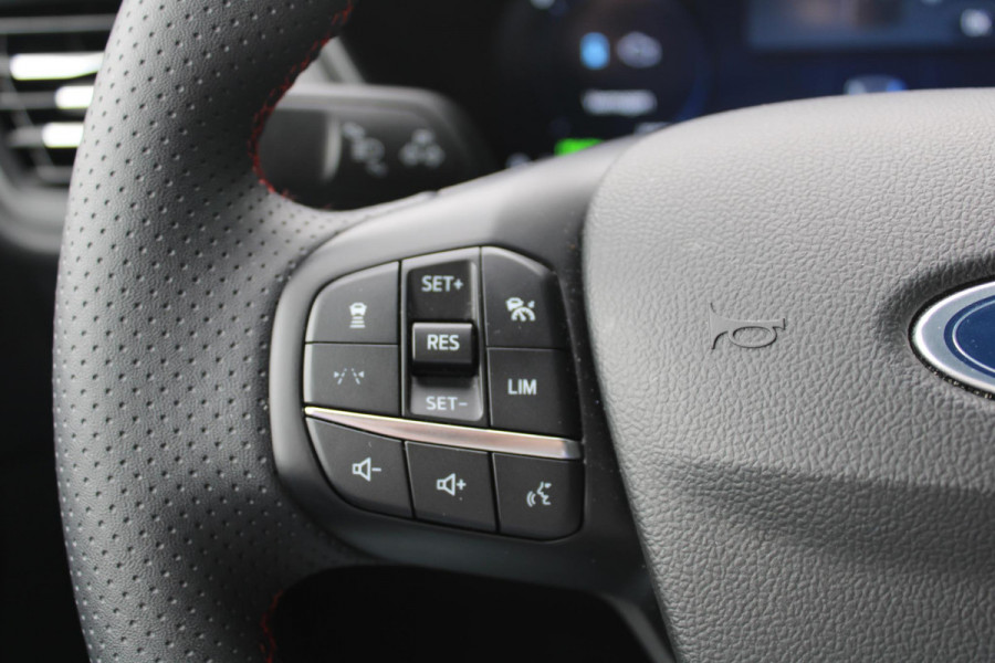 Ford Kuga 2.5 PHEV ST-Line X | Winterpack | Adaptieve Cruise Control | AGR Stoelen | Electrische achterklep | BLIS | Privacy Glass | Camera