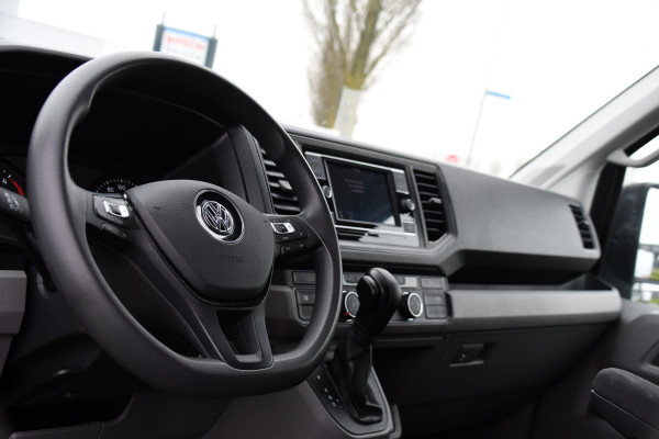 Volkswagen Crafter 35 2.0 TDI L3H2 PB Edition Camera, Cruise, Carplay, 177pk, LED, Stoelverwarming, Multimedia, Standkachel, Trekhaak, Uniek!